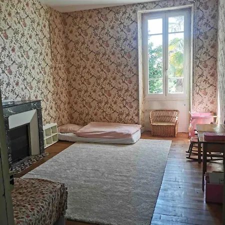 Holiday home Family With Pool In A Wooded Park *